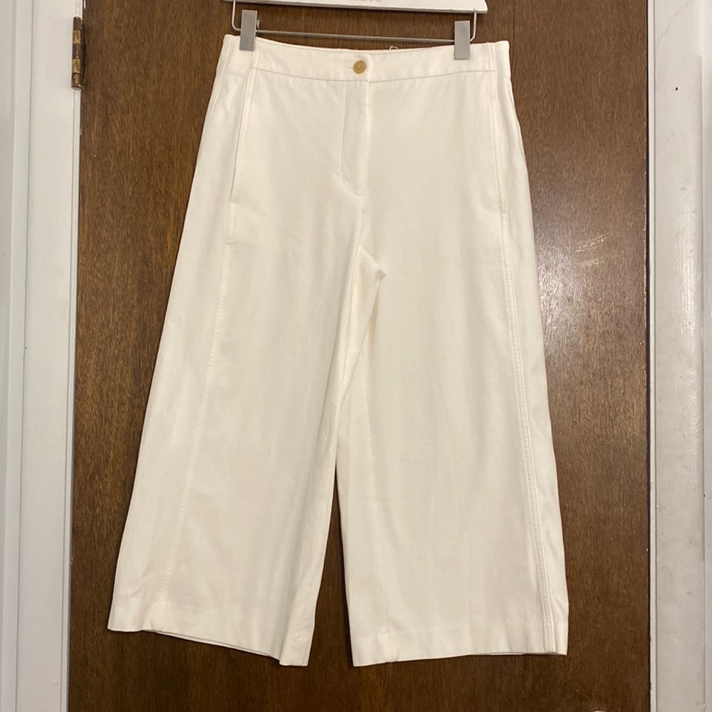 Ann Taylor 6P cropped capri white/cream wide leg pants